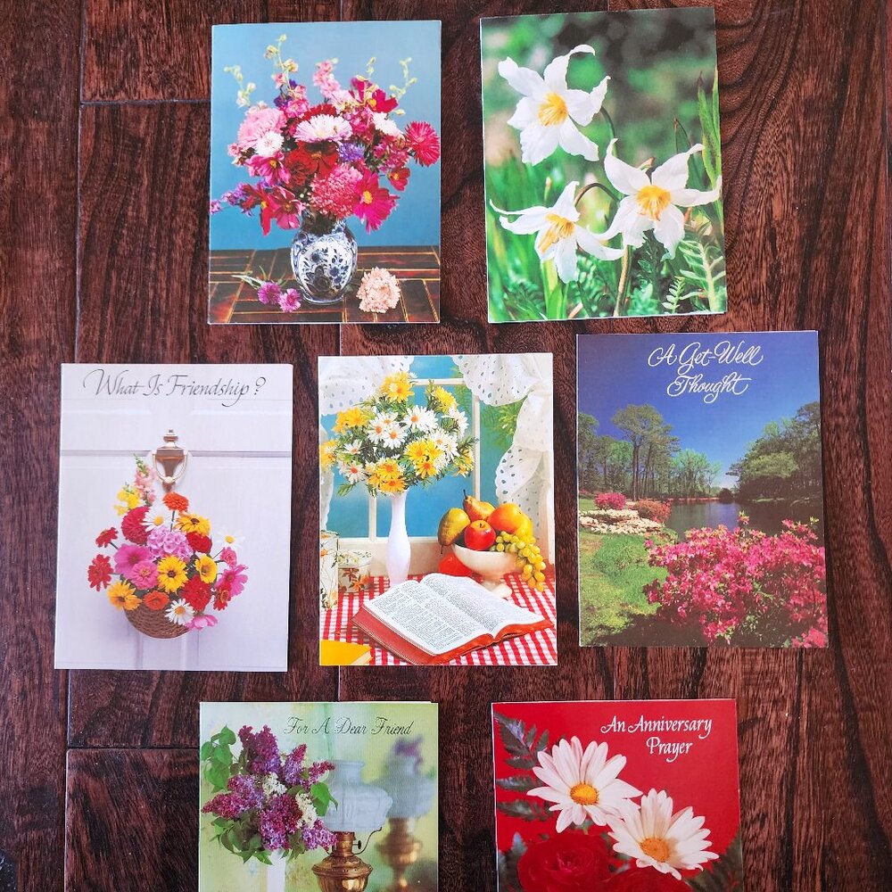 7 x Vintage 1970's Assorted Greeting Cards (No envelopes)